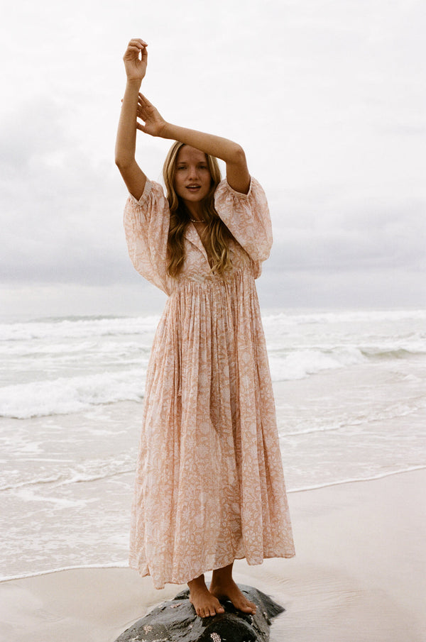 DAUGHTERS OF INDIA Kyra Maxi Dress ~ Apricot Blush SzXL