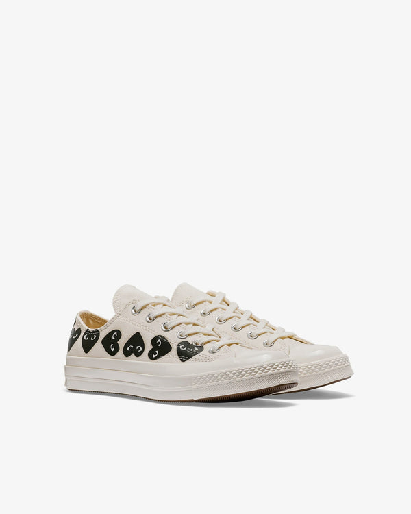 COMME DE GARÇONS PLAY x CONVERSE Low-Top Sneakers EU40