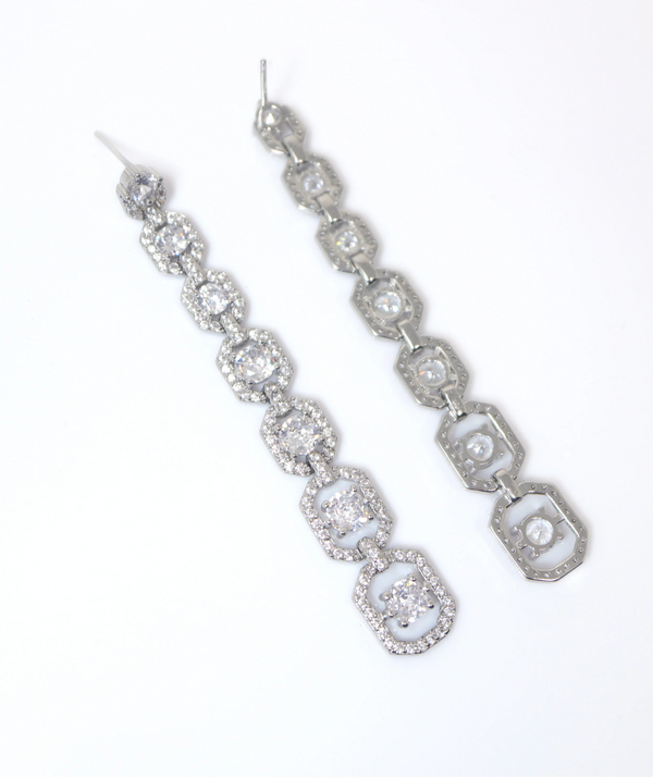 BEAUTIFUL EARTH Long CZ Dangle Earrings